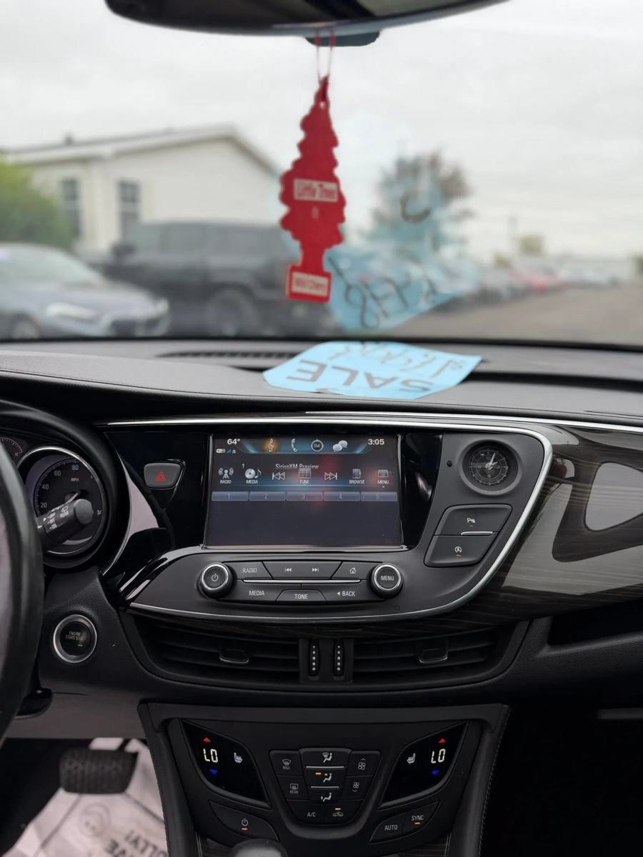 Used 2019 Buick Envision Essence FWD image 15