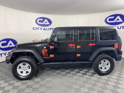 Used 2017 Jeep Wrangler Unlimited Sport AWD/4WD image 6