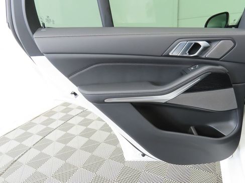 New 2026 BMW X5 xDrive40i w/ M Sport Package image 26