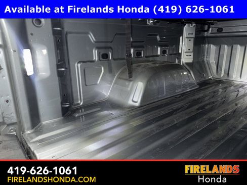 Used 2025 Chevrolet Silverado 1500 LT image 7