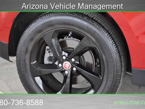 Used 2017 Jaguar F-PACE Premium AWD/4WD image 19