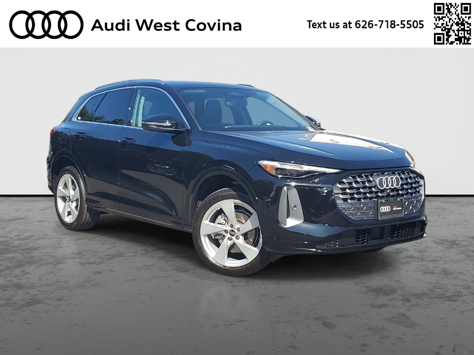 Used 2025 Audi Q5 Premium Plus w/ Premium Plus AWD/4WD image 1