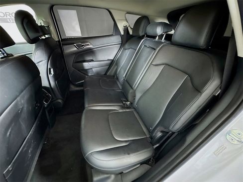 Used 2024 Kia Sportage EX image 24