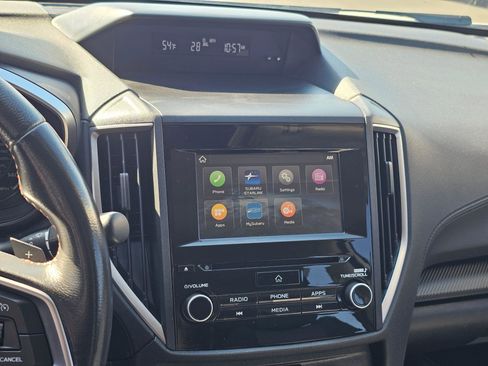 Used 2019 Subaru Crosstrek 2.0i Premium image 24