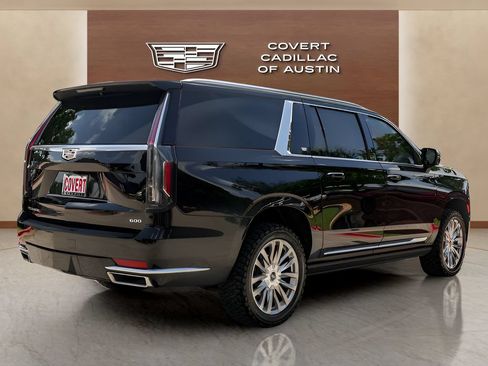 Used 2024 Cadillac Escalade ESV Premium Luxury w/ Performance Package AWD/4WD image 4