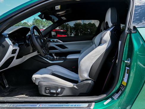 Used 2023 BMW M4 xDrive Competition w/ M Carbon Exterior Package AWD/4WD image 17
