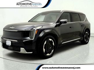 Used 2026 Kia EV9 Land AWD/4WD video 1