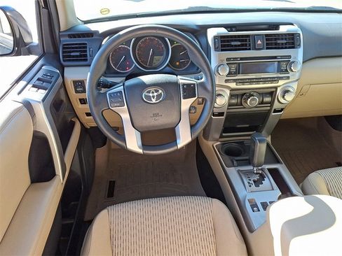 Used 2013 Toyota 4Runner SR5 image 11