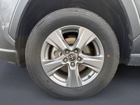 Used 2025 Toyota RAV4 LE image 9