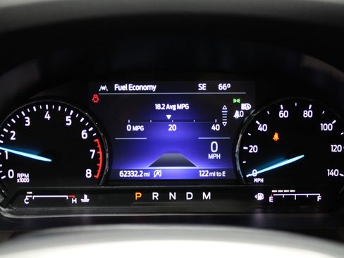 Used 2020 Ford Explorer XLT image 25