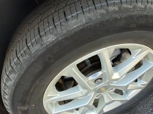 Used 2023 Chevrolet Equinox LT image 6