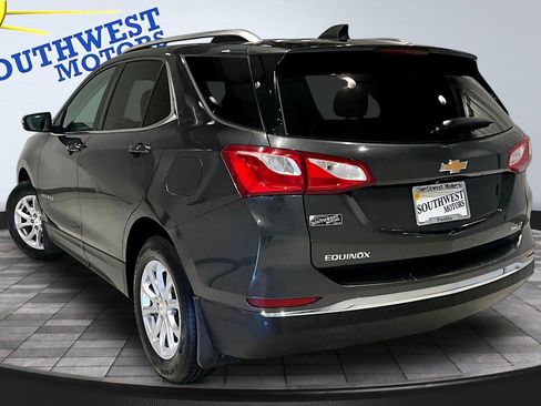 Used 2019 Chevrolet Equinox LT w/ Sun & Navigation Package AWD/4WD image 5