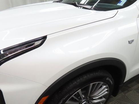 Used 2025 Cadillac XT4 Premium Luxury AWD/4WD image 42