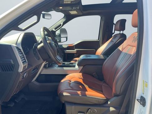 Used 2021 Ford F250 King Ranch w/ King Ranch Ultimate Package AWD/4WD image 9