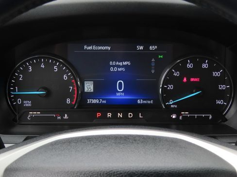 Used 2023 Ford Explorer XLT w/ Equipment Group 202A AWD/4WD image 15