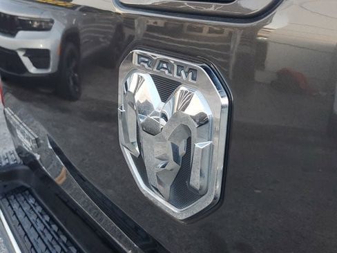 Certified 2022 RAM 1500 Big Horn AWD/4WD image 11