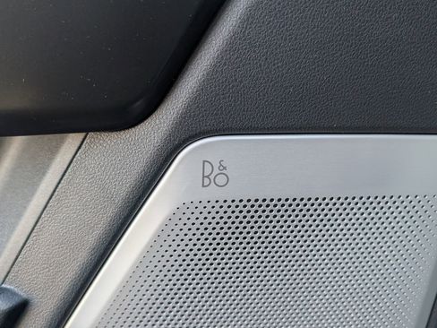 New 2025 Ford F150 Lariat w/ Equipment Group 502A High image 18