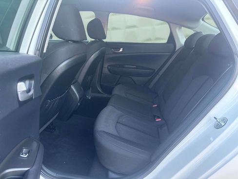 Used 2016 Kia Optima LX image 16