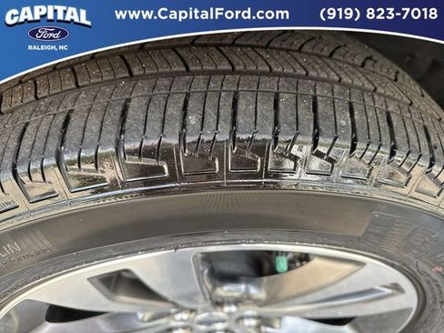 Certified 2020 Ford Explorer Platinum w/ Premium Technology Package AWD/4WD image 14