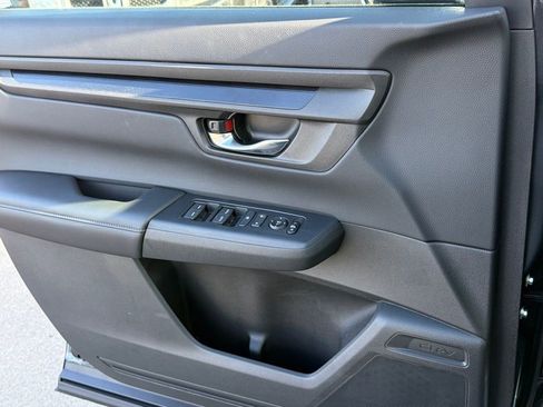 Certified 2026 Honda CR-V EX image 31