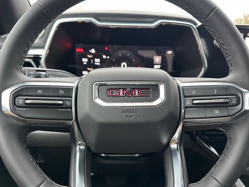 New 2026 GMC Canyon Elevation image 24