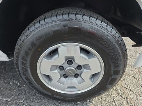 Used 2002 Chevrolet Blazer LS w/ Preferred Equipment Group image 16