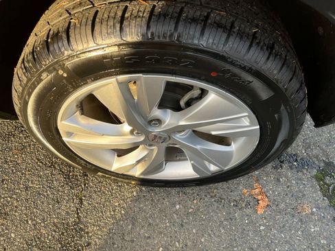 Used 2025 Buick Encore GX Preferred image 30