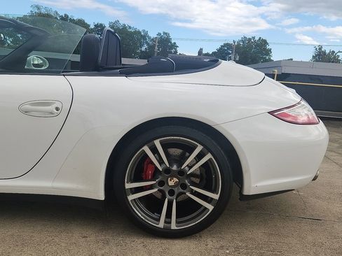 Used 2012 Porsche 911 Carrera 4S image 7
