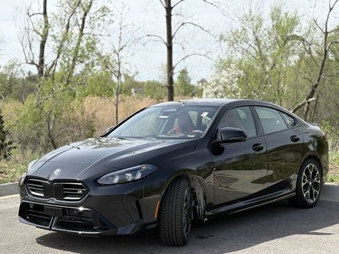 Used 2025 BMW M235i xDrive w/ Premium Package image 3