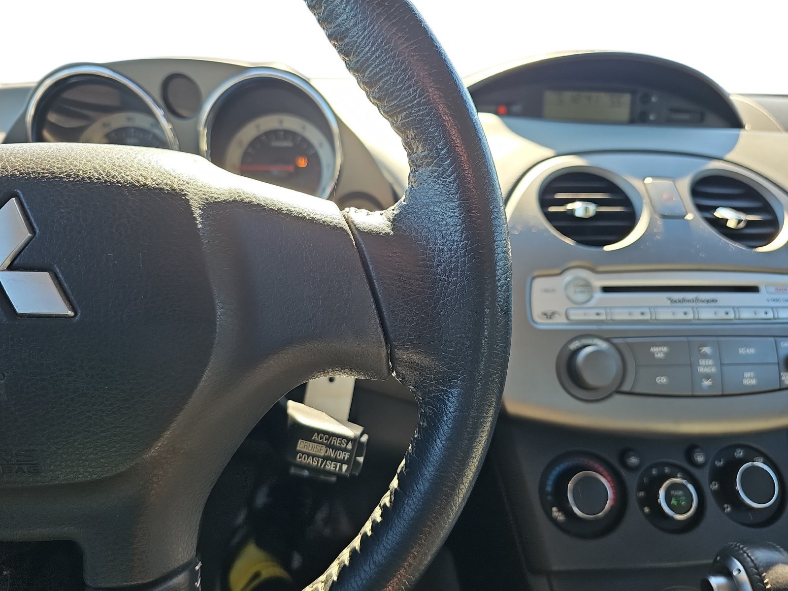 Used 2008 Mitsubishi Eclipse GS FWD image 17