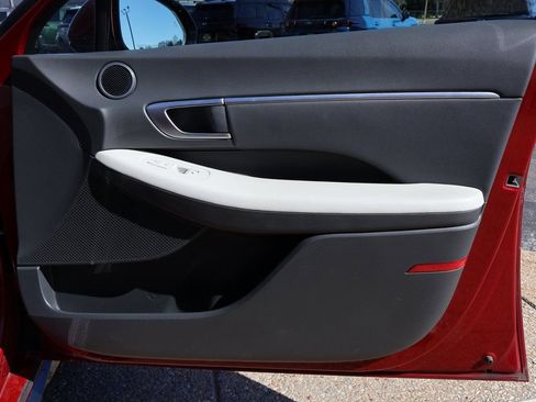 Certified 2024 Hyundai Sonata SEL image 9