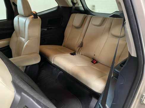 Used 2019 Subaru Ascent Limited AWD/4WD image 18