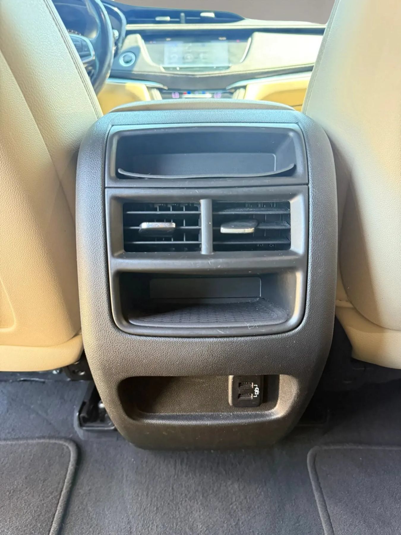 Used 2018 Cadillac XT5 FWD image 10