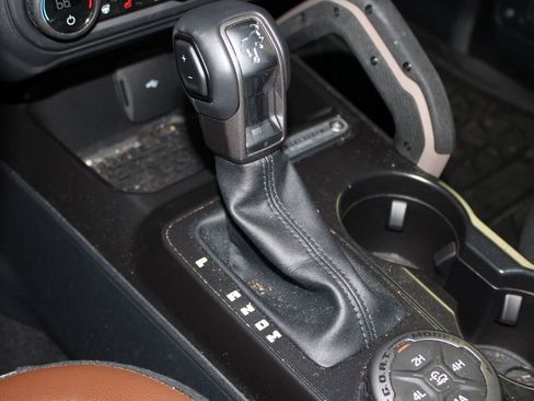 Used 2024 Ford Bronco Outer Banks w/ Sasquatch Package image 31