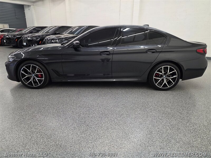 Used 2023 BMW 530i w/ M Sport Package RWD image 4