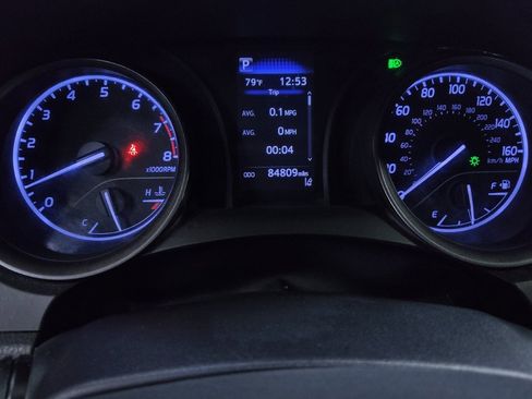 Used 2021 Toyota Camry SE image 23