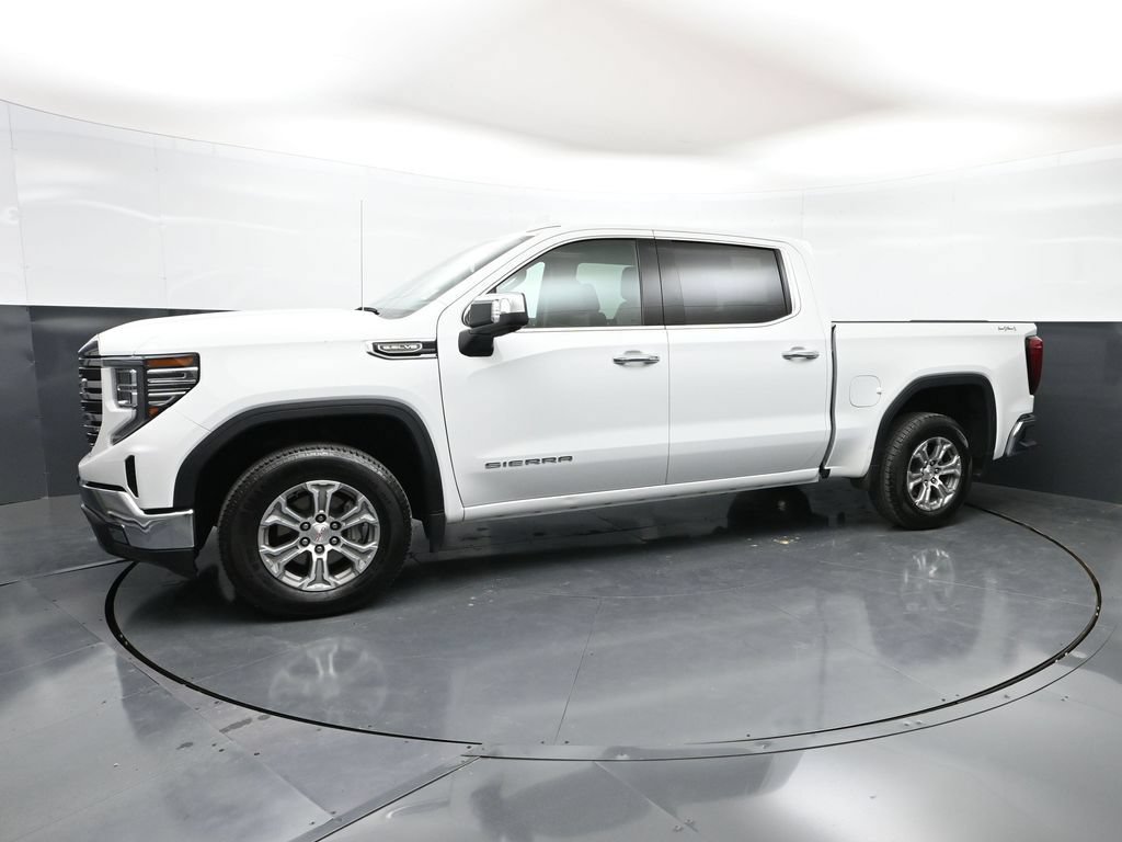 Used 2024 GMC Sierra 1500 SLT AWD/4WD image 35