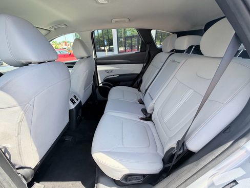 Used 2025 Hyundai Tucson SEL FWD image 27