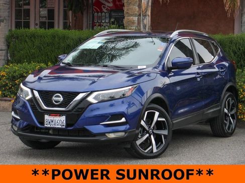 Used 2020 Nissan Rogue Sport SL w/ Premium Package image 4