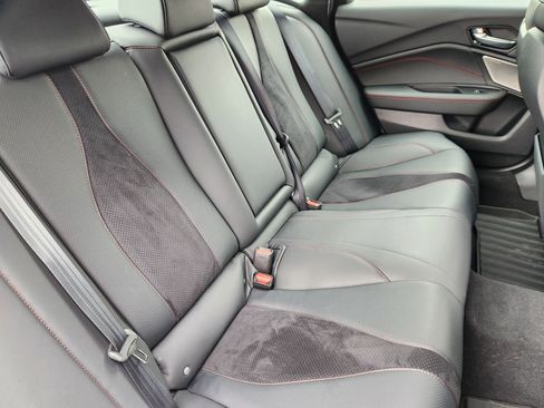 Used 2025 Acura TLX w/A-Spec Package image 17