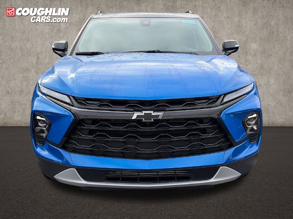 New 2026 Chevrolet Blazer LT w/ Sound & Technology Package AWD/4WD image 2