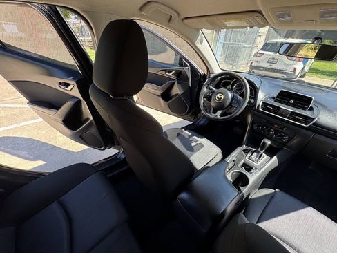 Used 2014 MAZDA MAZDA3 i Sport FWD image 24