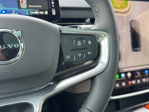 New 2025 Volvo EX90 Plus w/ Protection Package Premier image 26