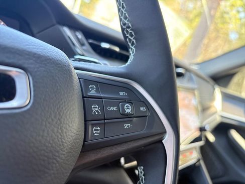 New 2026 Jeep Grand Cherokee Altitude image 17