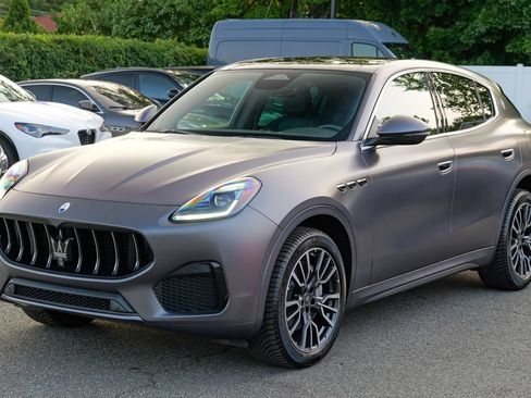 Used 2025 Maserati Grecale GT AWD/4WD image 3
