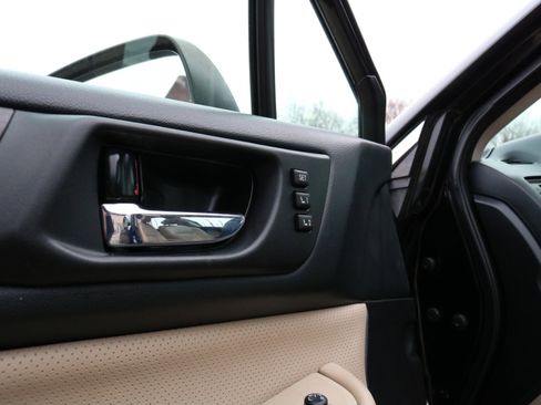 Used 2015 Subaru Legacy 2.5i Limited image 17