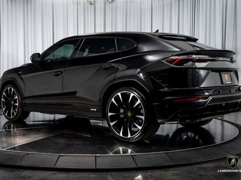 Used 2024 Lamborghini Urus S image 14
