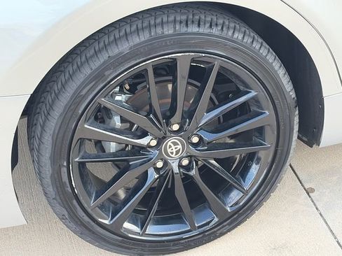 Used 2024 Toyota Camry XSE image 11