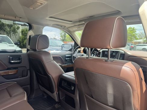 Used 2014 Chevrolet Silverado 1500 High Country w/ High Country Premium Package AWD/4WD image 25