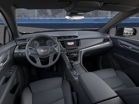 New 2026 Cadillac XT5 Luxury w/ LPO, Floor Liner Package AWD/4WD image 15